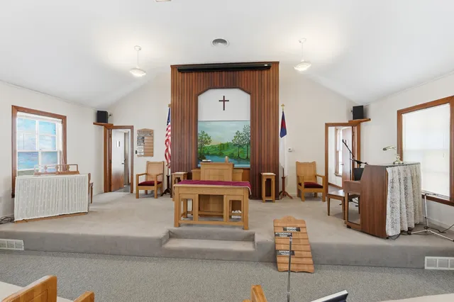 $169,900 | 128 Michigan Avenue, Corunna, IN 46730