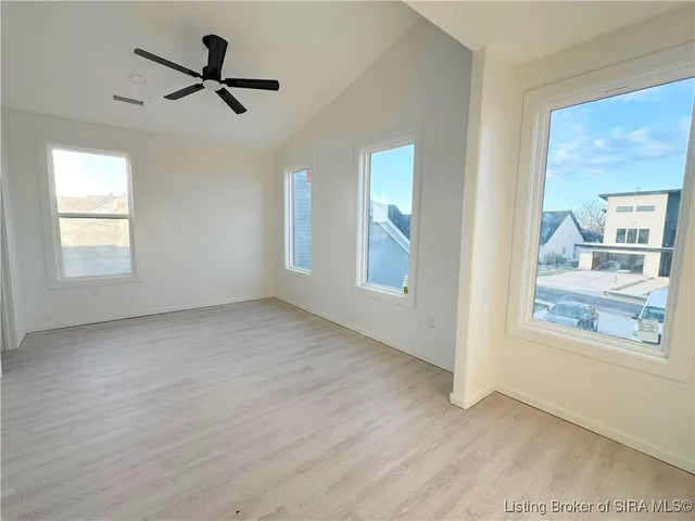 $834,933 | 1020 Ridgeview Drive, Jeffersonville, IN 47130