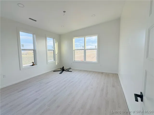 $834,933 | 1020 Ridgeview Drive, Jeffersonville, IN 47130