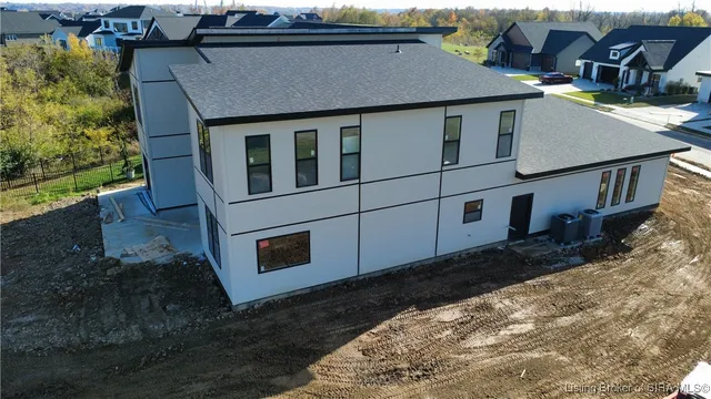 $834,933 | 1020 Ridgeview Drive, Jeffersonville, IN 47130