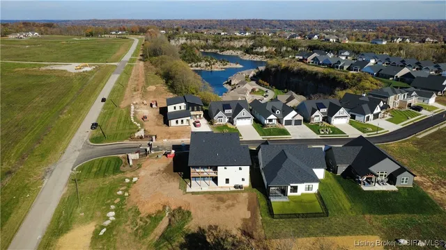 $834,933 | 1020 Ridgeview Drive, Jeffersonville, IN 47130