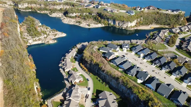 $834,933 | 1020 Ridgeview Drive, Jeffersonville, IN 47130