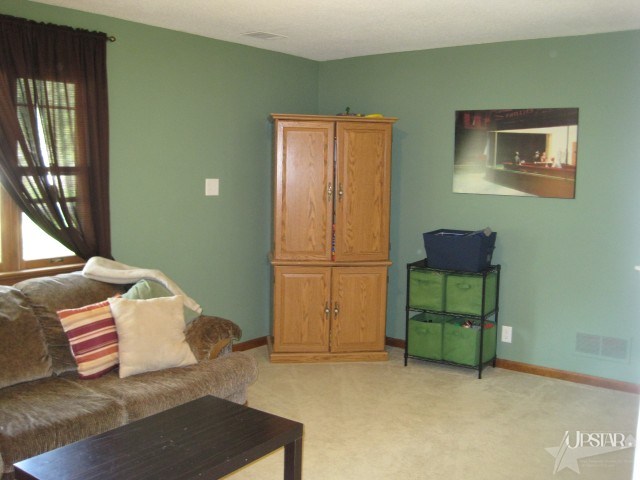 5041 Tyrone Road Fort Wayne, IN 46809 - Photo 6 of 27