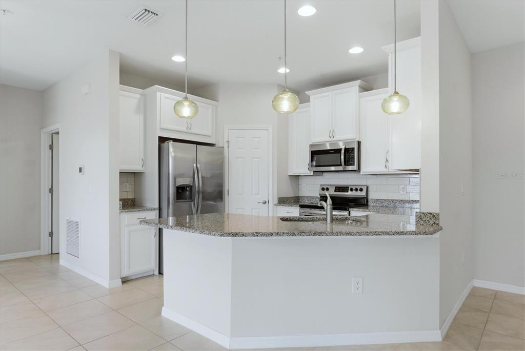 4304 Expedition Way, Unit 105 Osprey, FL 34229 - Photo 23 of 77
