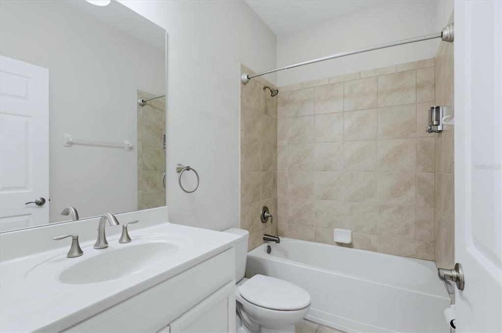 4304 Expedition Way, Unit 105 Osprey, FL 34229 - Photo 27 of 68