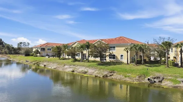 $329,900 | 4304 Expedition Way, Unit 105, Osprey, FL 34229