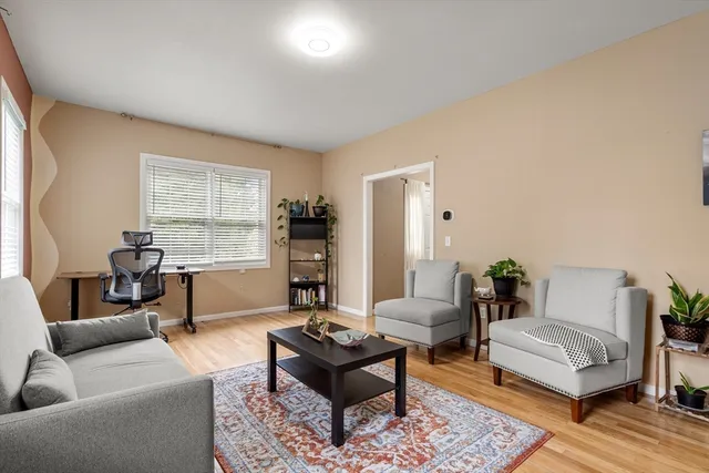 $770,000 | 5 Equestrian Lane, Chelmsford, MA 01824