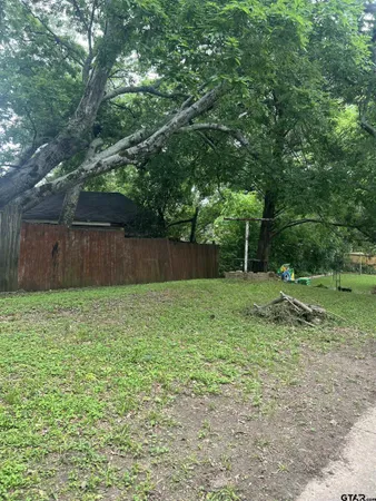 $1,300 | 902 West 5th Street, Tyler, TX 75701
