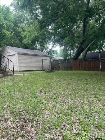 $1,300 | 902 West 5th Street, Tyler, TX 75701