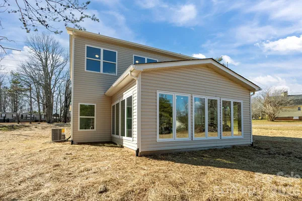 $439,000 | 1813 Shuford Road, Lincolnton, NC 28092