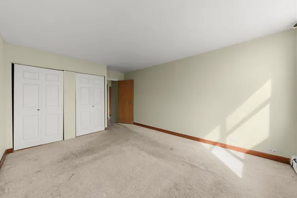 $159,000 | 33 North Main Street, Unit 4J, Lombard, IL 60148