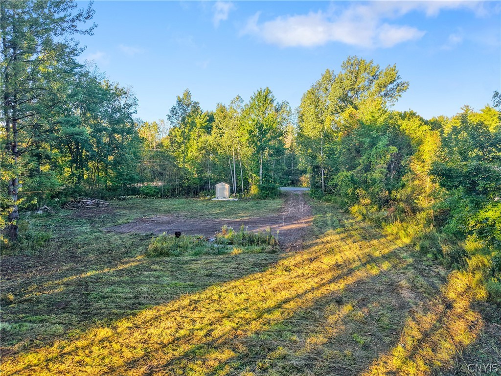 8670 Lewis Point Road Lenox, NY 13032 - Photo 5 of 14 Gallery Image 5