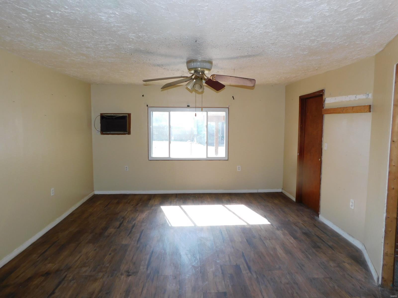 8900 Rene Avenue Collinsville, IL 62234 - Photo 9 of 16 Gallery Image 9