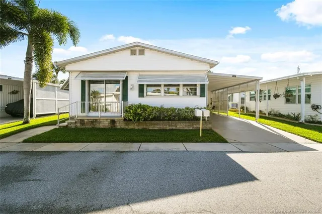 $170,000 | 4300 Southeast St Lucie Boulevard, Unit 142, Stuart, FL 34997