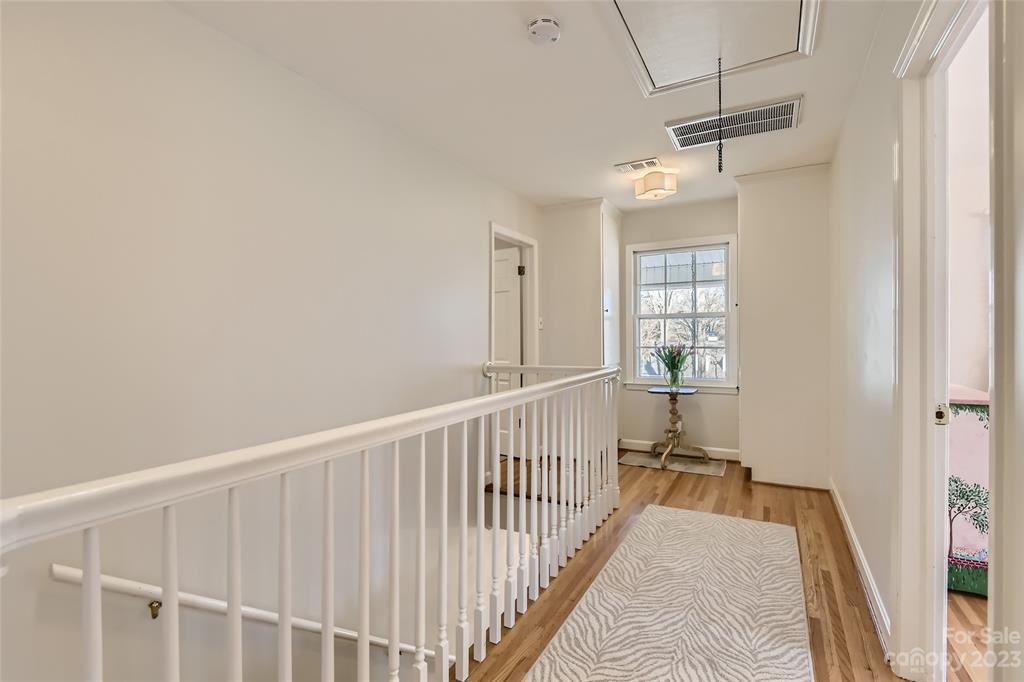6040 Gate Post Road Charlotte, NC 28211 - Photo 16 of 28 Gallery Image 16