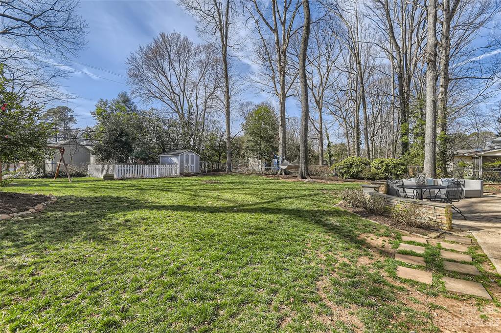 6040 Gate Post Road Charlotte, NC 28211 - Photo 27 of 28 Gallery Image 27