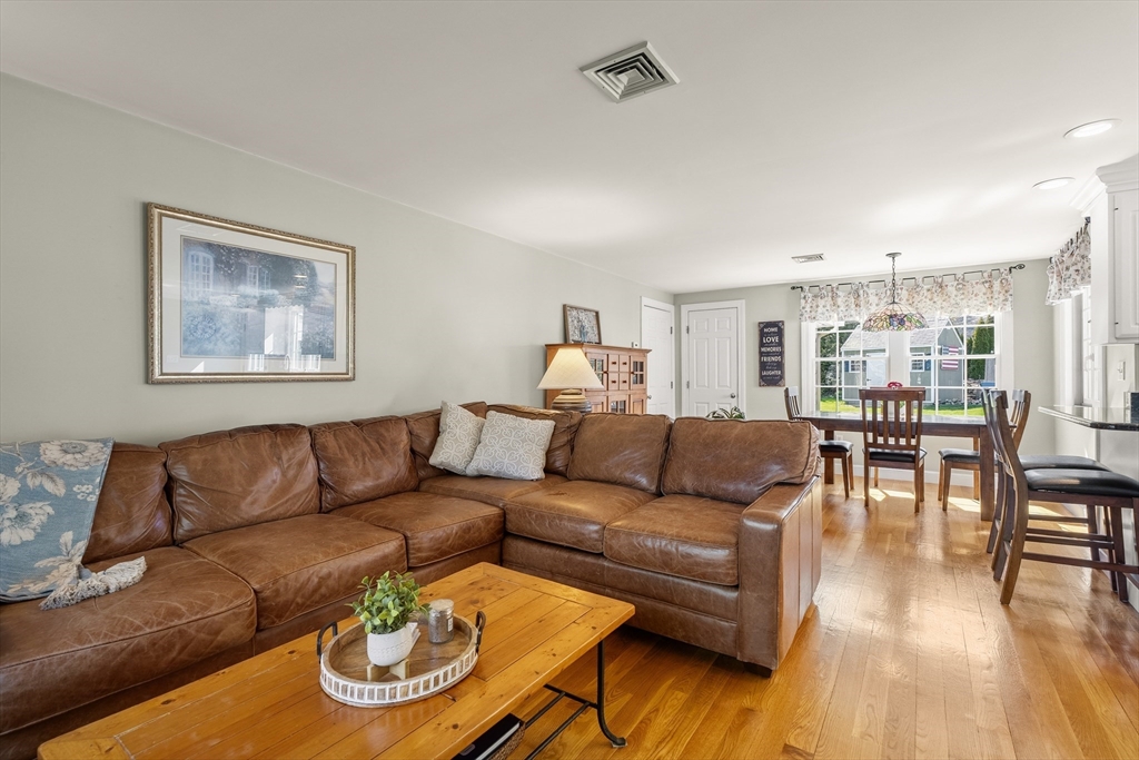 12 Cox Road Winchester, MA 01890 - Photo 14 of 41