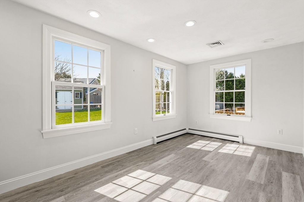 12 Cox Road Winchester, MA 01890 - Photo 17 of 41