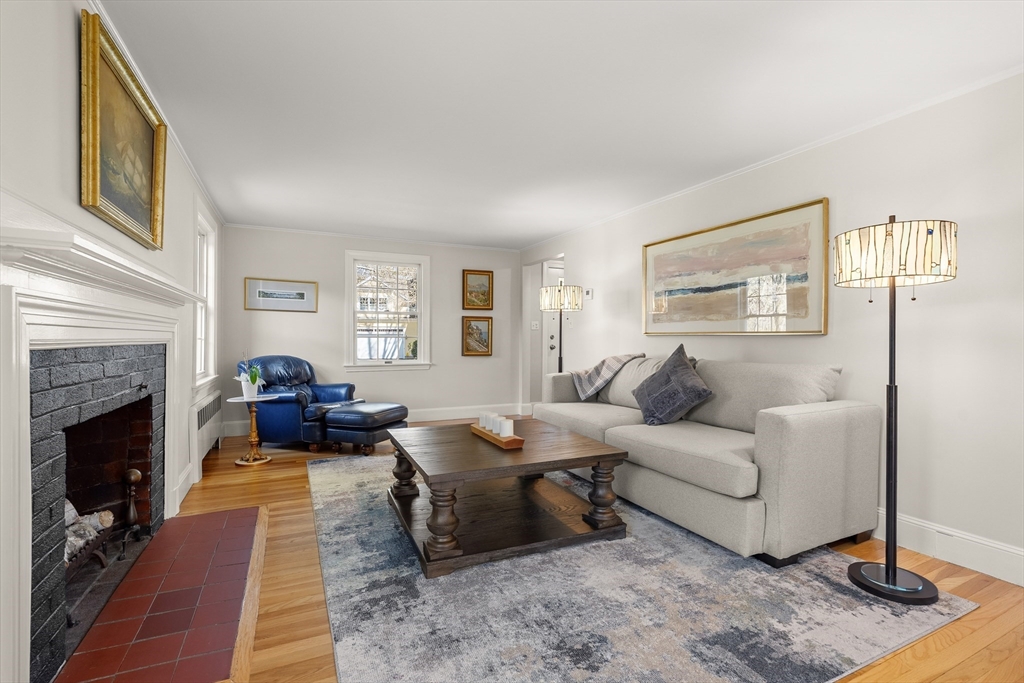 12 Cox Road Winchester, MA 01890 - Photo 7 of 41