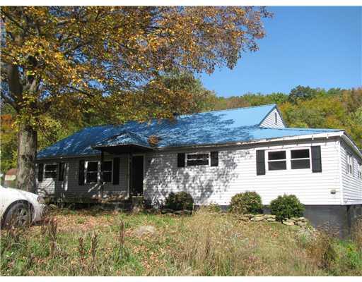 618 Short Plank Road Berlin, PA 15530 - Photo 1 of 1 Exterior Front.