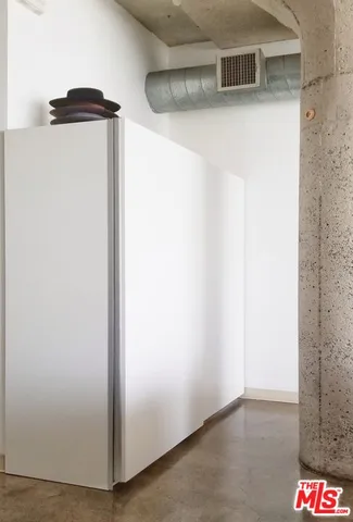 $3,300 | 1855 Industrial Street, Unit 611, Los Angeles, CA 90021