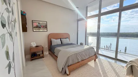 $2,899,000 | 2880 North Ocean Drive, Hollywood, FL 33019