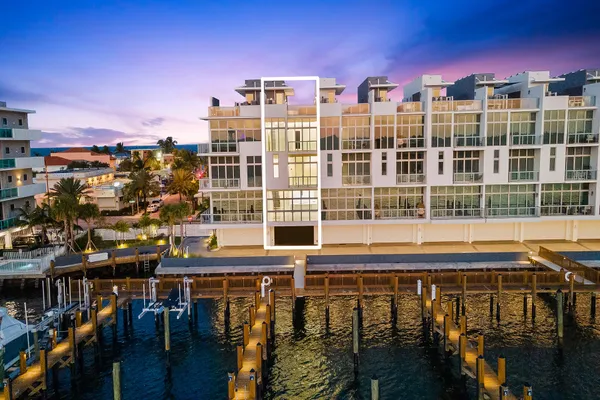 $2,899,000 | 2880 North Ocean Drive, Hollywood, FL 33019