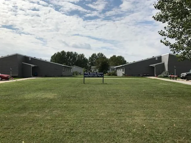 $299,900 | 601-603 Main Street, Oklee, MN 56742