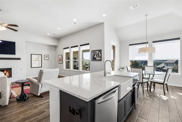 $599,000 | 7805 Turnback Ledge Trail, Lago Vista, TX 78645