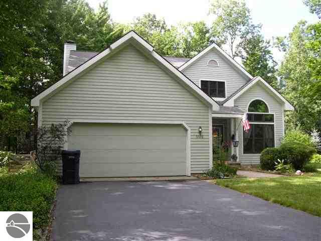 3572 Lone Lookout Road Traverse City, MI 49686 - Photo 18 of 25 1728813-17.JPG