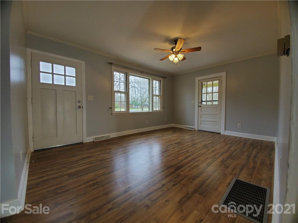 209 Sowers Ferry Road Salisbury, NC 28144 - Photo 8 of 20 Gallery Image 8