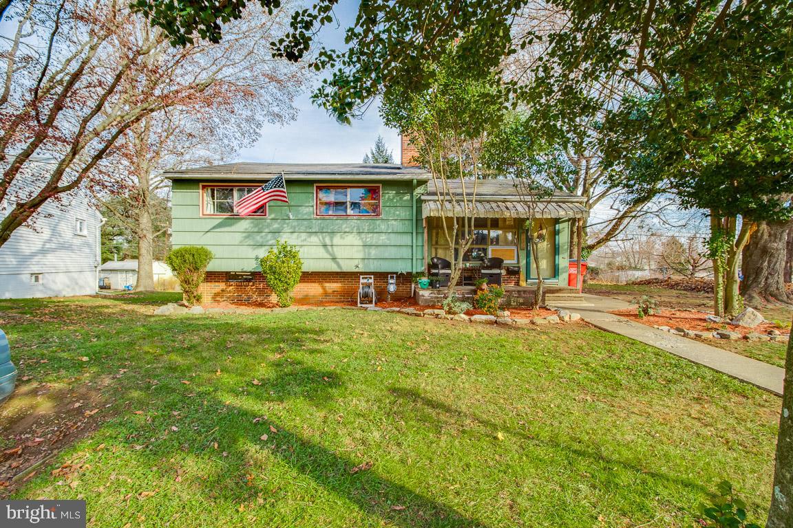 11311 Greenberry Road Hagerstown, MD 21740 - Photo 1 of 17 Gallery Image 1