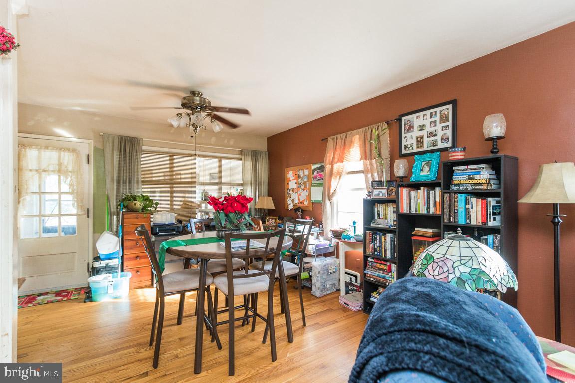 11311 Greenberry Road Hagerstown, MD 21740 - Photo 4 of 17 Gallery Image 4