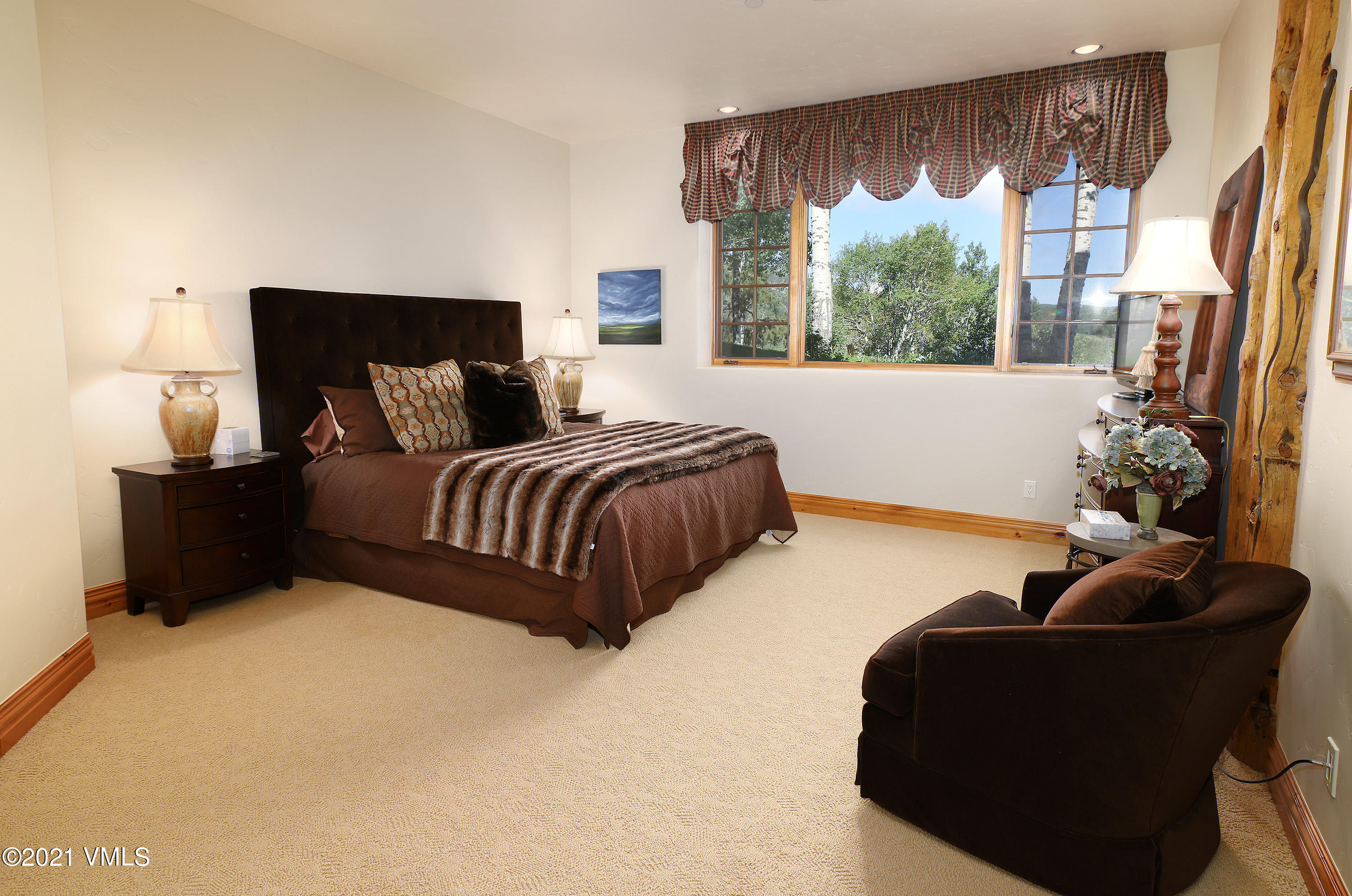 219 Aspen Meadows Road Edwards, CO 81632 - Photo 21 of 28 219_aspen_meadow_bed_2