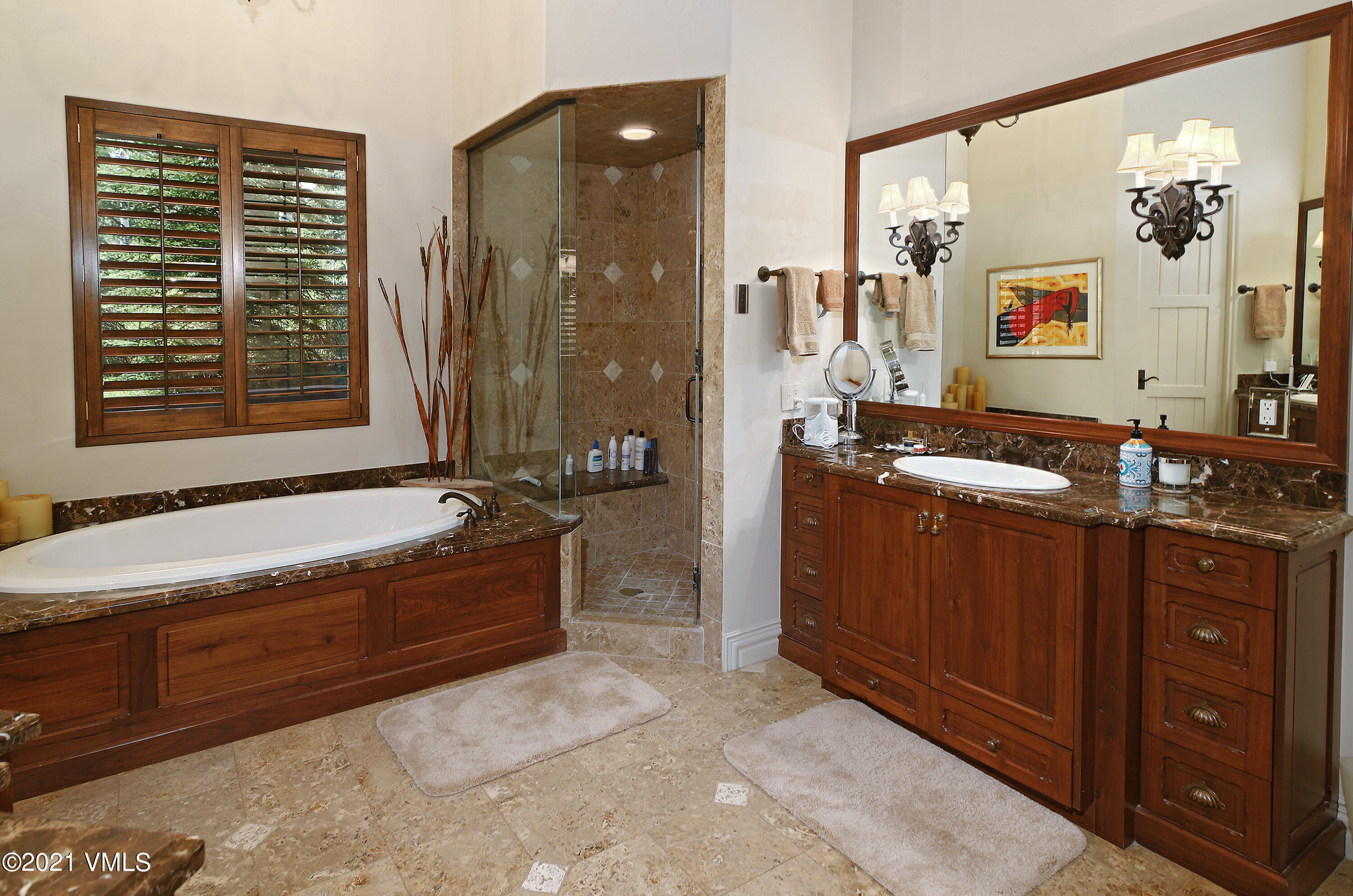 219 Aspen Meadows Road Edwards, CO 81632 - Photo 8 of 28 219_aspen_meadow_mbath_2
