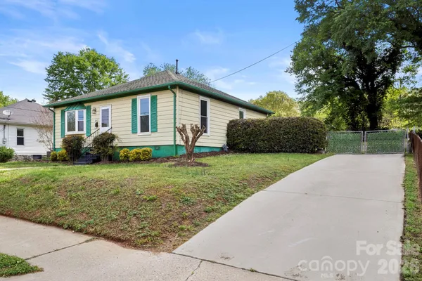 $165,000 | 513 Grier Street, Lincolnton, NC 28092