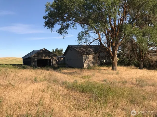 $100,950 | 39680 Bluestem Road East, Davenport, WA 99122