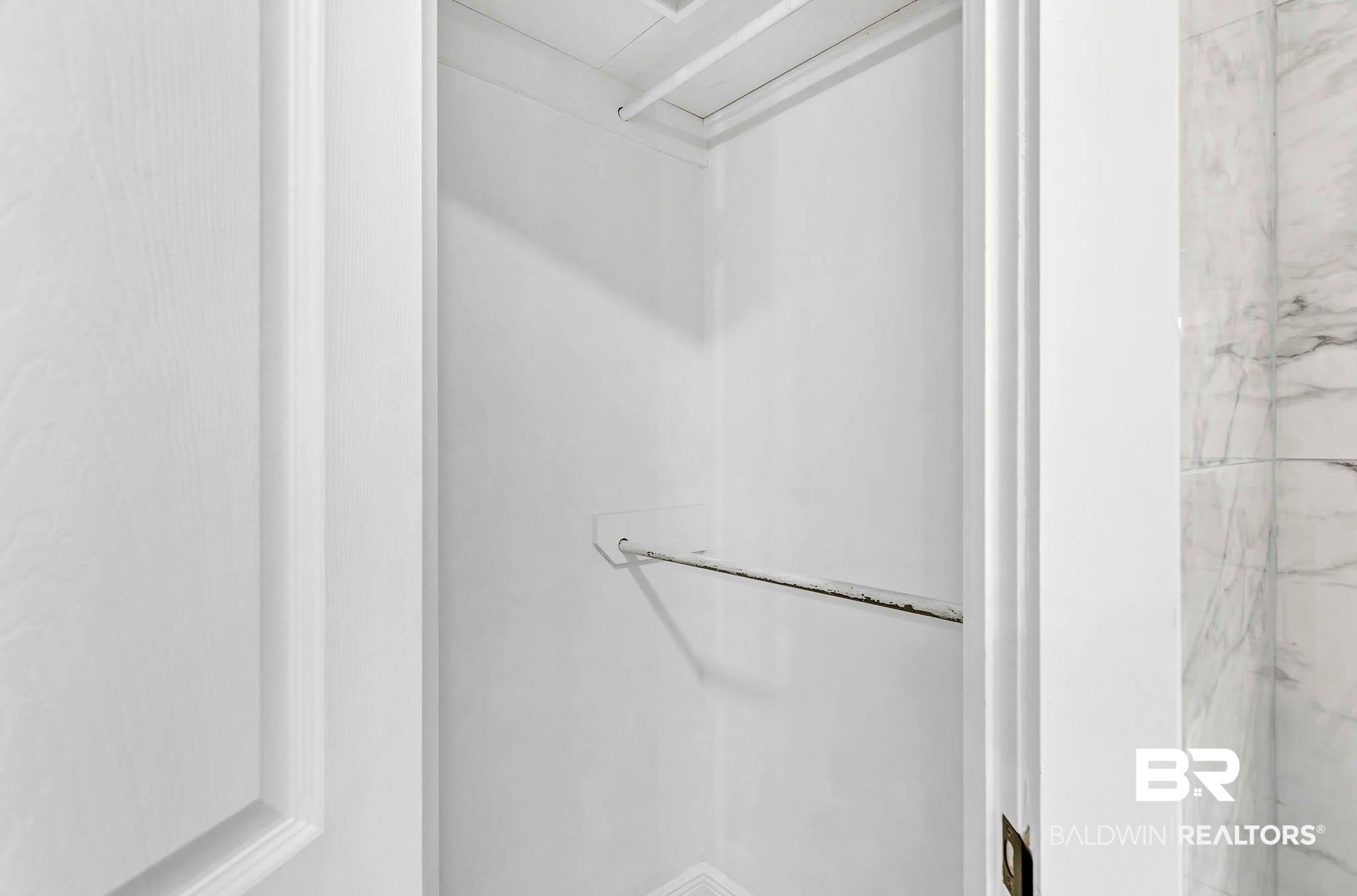4705 Sherry Court Mobile, AL 36693 - Photo 44 of 100 Bathroom with a marble finish shower