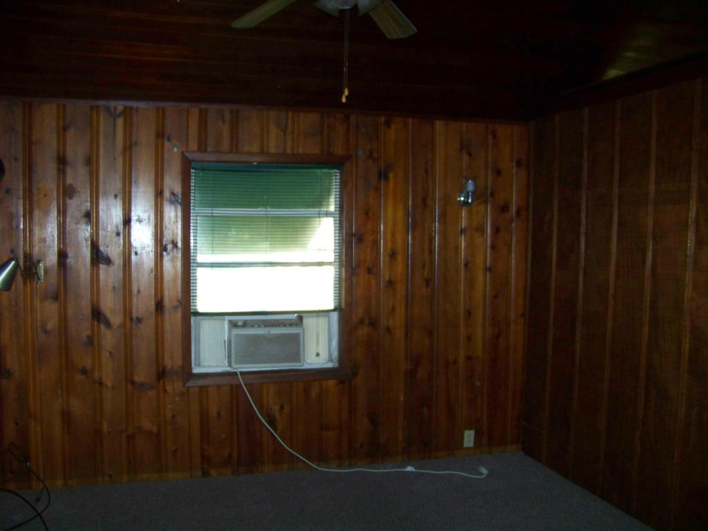 3837 Gulfstream Road Lake Worth, FL 33461 - Photo 29 of 32 Living Room of Cottage