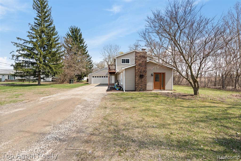 1593 Parke Street Rochester Hills, MI 48307 - Photo 4 of 34