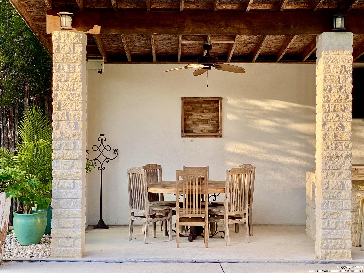 512 County Road 348 Concan, TX 78838 - Photo 13 of 39