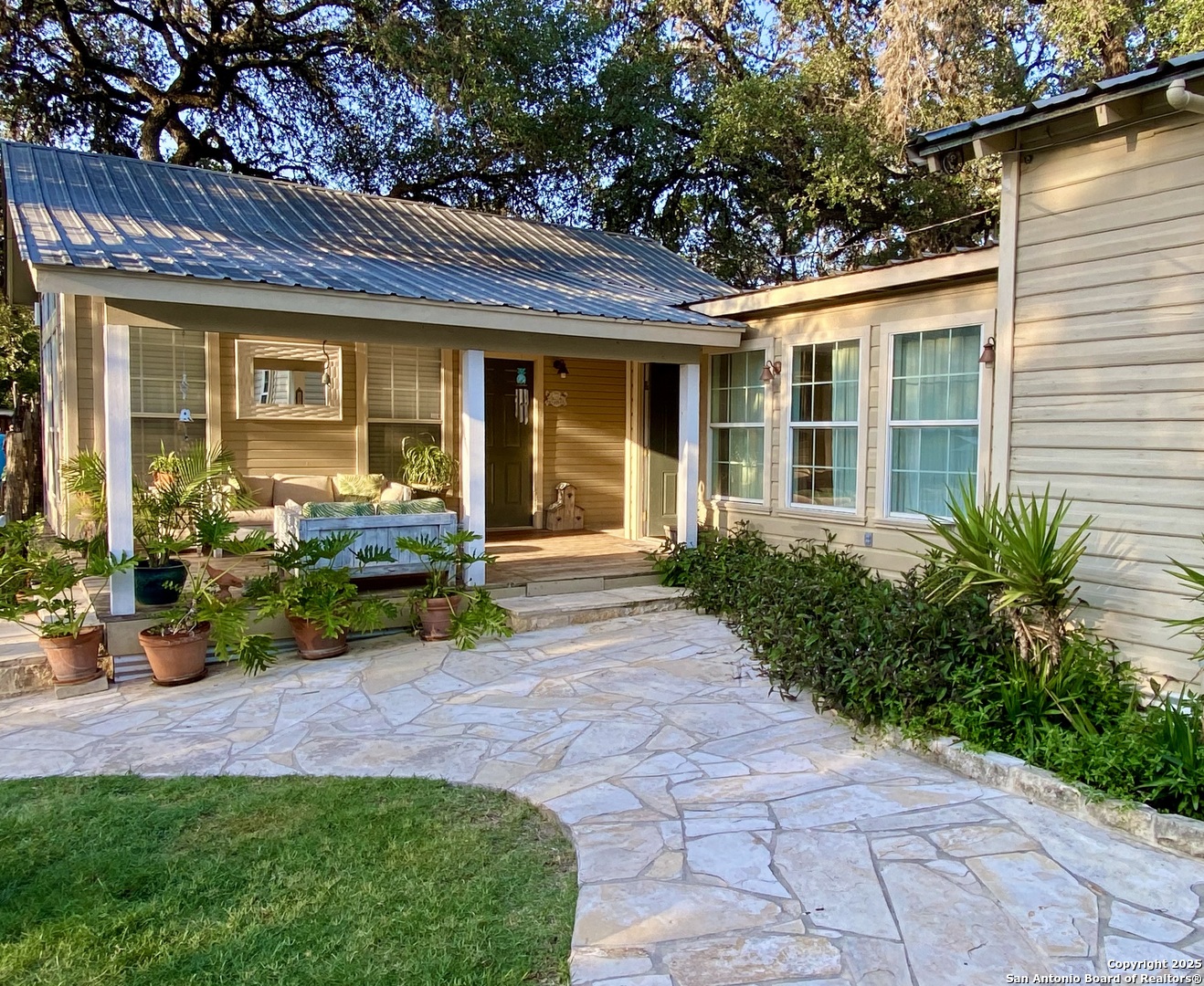 512 County Road 348 Concan, TX 78838 - Photo 21 of 39