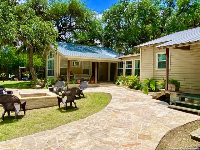 $1,999,000 | 512 County Road 348, Concan, TX 78838