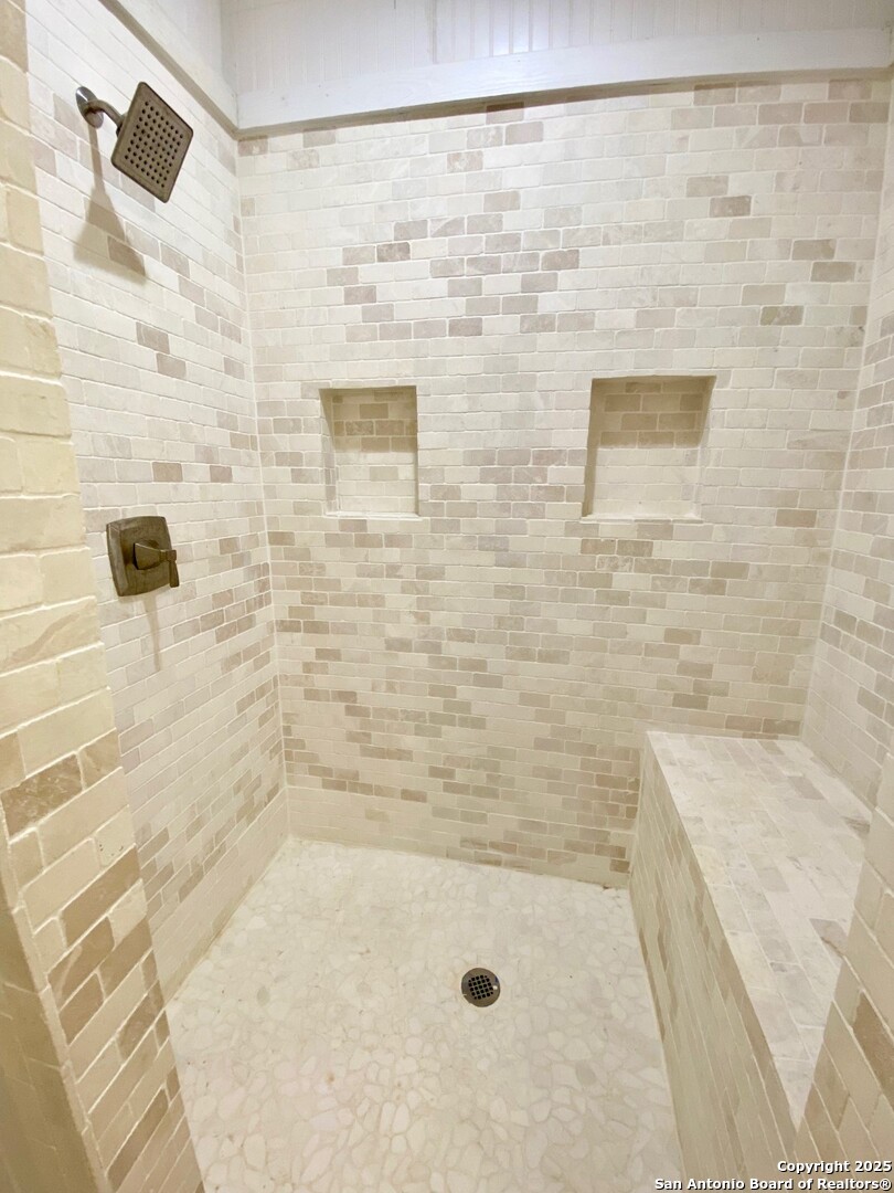 512 County Road 348 Concan, TX 78838 - Photo 31 of 39