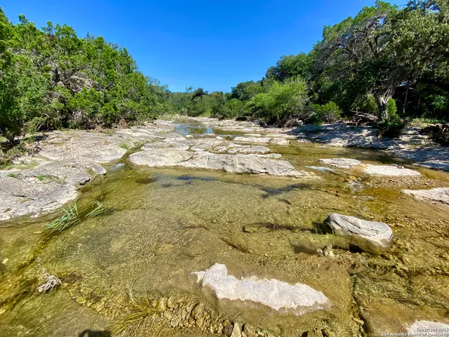 $1,999,000 | 512 County Road 348, Concan, TX 78838