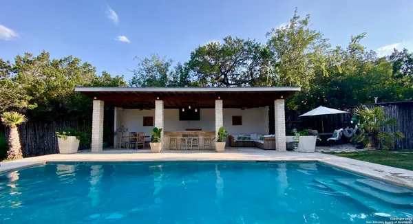$1,999,000 | 512 County Road 348, Concan, TX 78838
