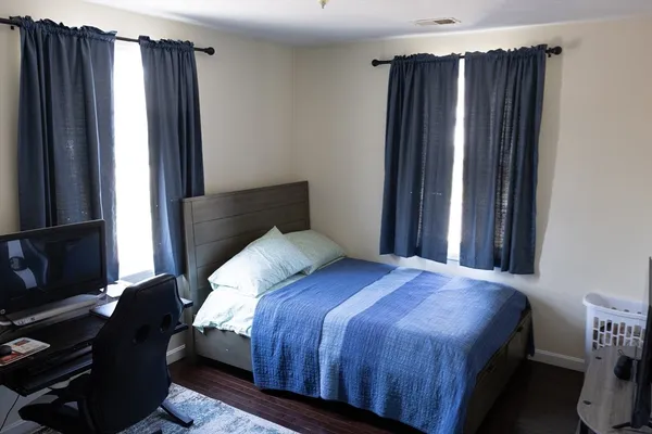 $675,000 | 12 Hamilton Way, Holbrook, MA 02343