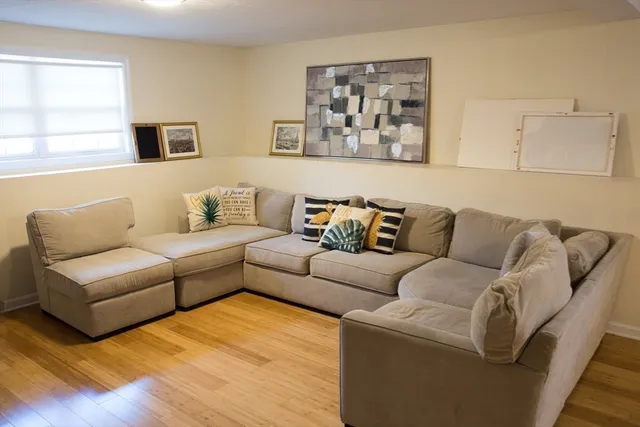 $675,000 | 12 Hamilton Way, Holbrook, MA 02343