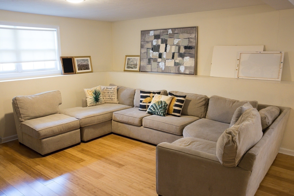 12 Hamilton Way Holbrook, MA 02343 - Photo 23 of 30