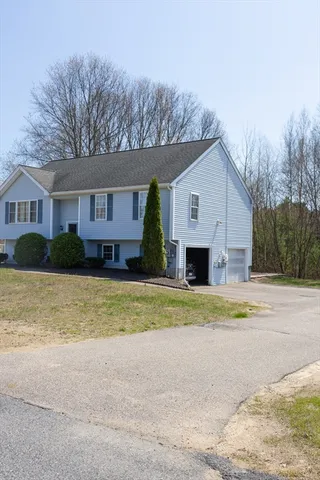 $675,000 | 12 Hamilton Way, Holbrook, MA 02343
